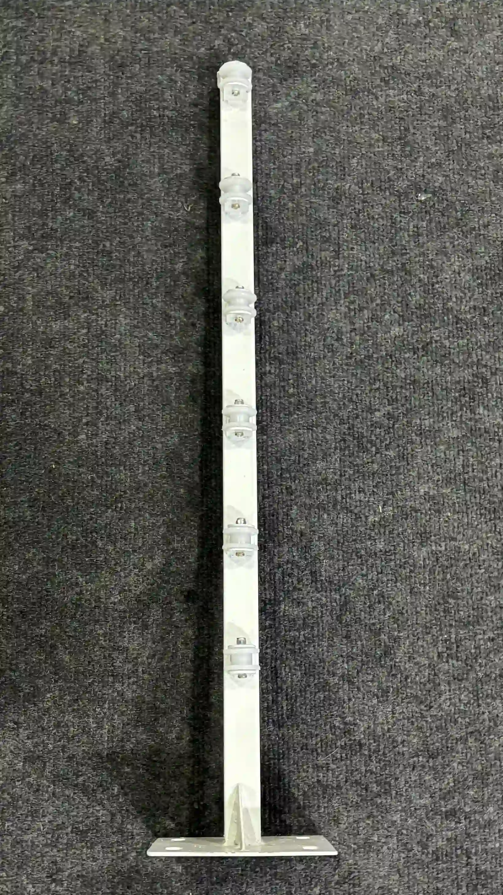 wall mounted hanger